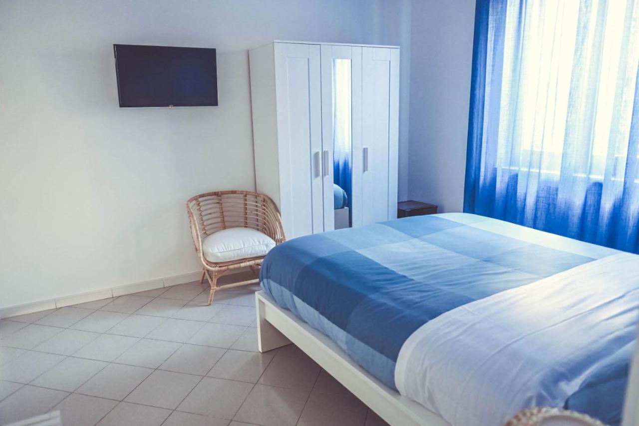 L'Oasi B&B Santa Maria Capua Vetere Δωμάτιο φωτογραφία